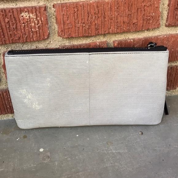 SHE + LO Next Chapter Leather Striped Clutch - Picture 5 of 9